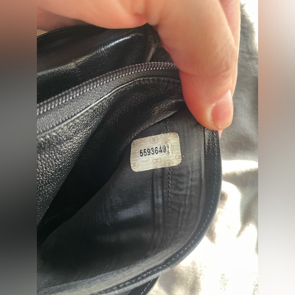 Chanel bifold wallet - Picture 13 of 13